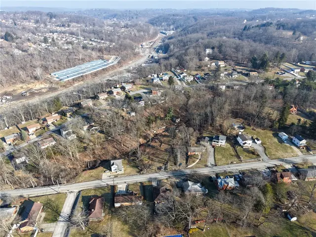 803 Burchfield Road gallery image 7