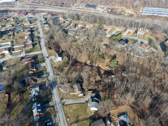 803 Burchfield Road gallery image 11