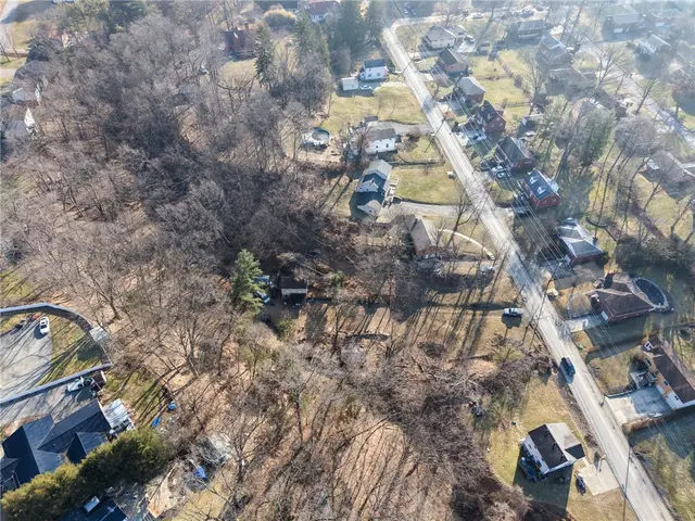 803 Burchfield Road gallery image 13
