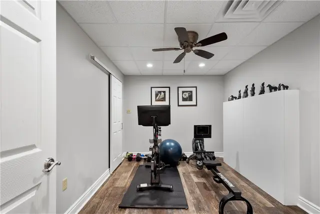 805 Chapel Hill Ct. gallery image 8