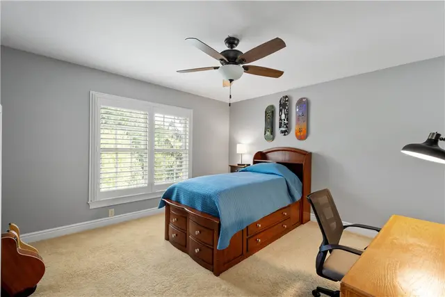 805 Chapel Hill Ct. gallery image 9