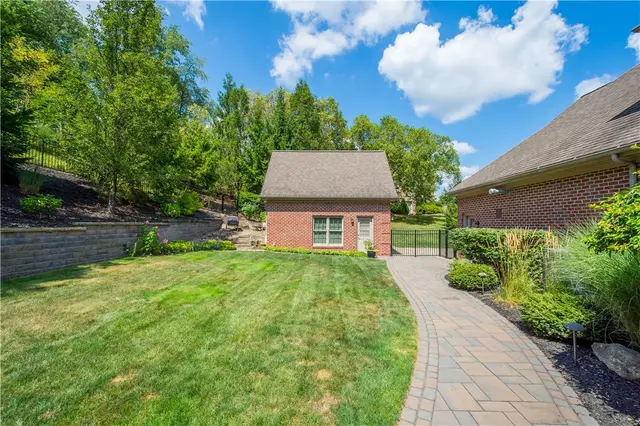 805 Chapel Hill Ct. gallery image 21