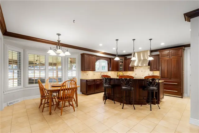 805 Chapel Hill Ct. gallery image 45