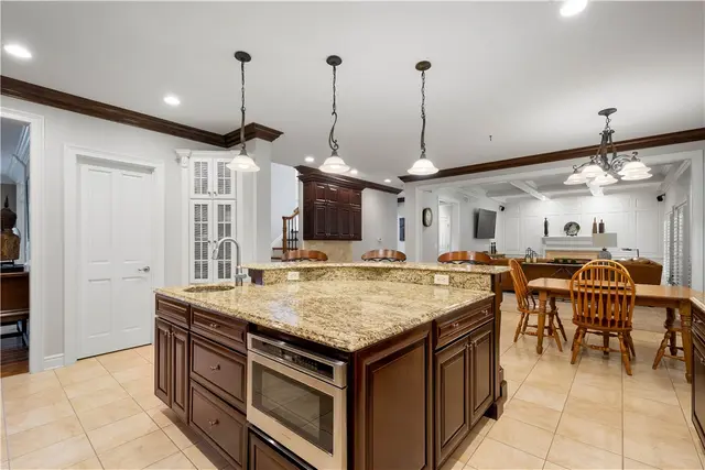 805 Chapel Hill Ct. gallery image 49