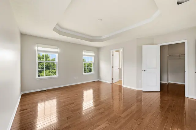 805 Pointe View Drive gallery image 41