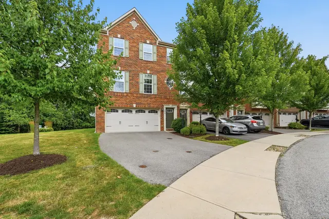 805 Pointe View Drive gallery image 48