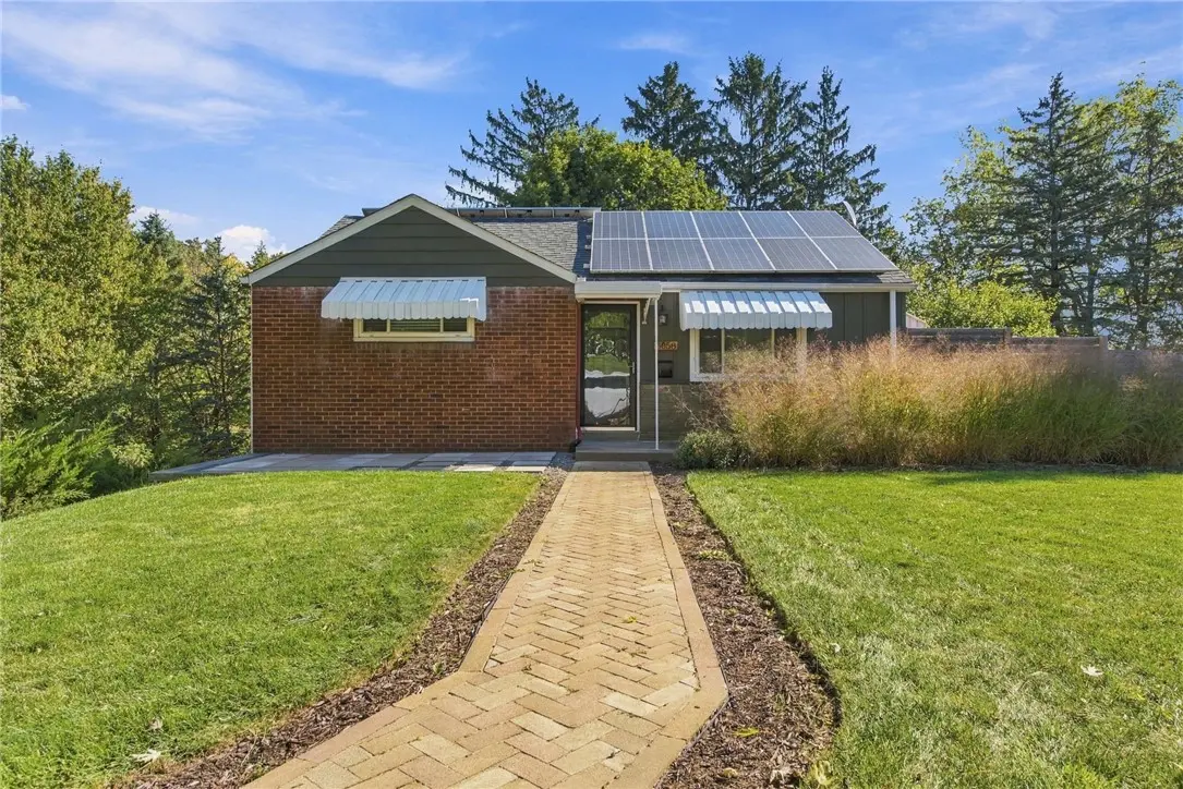 8058 Manville Dr