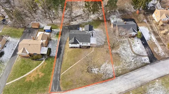 8061 Lindisfarne Dr gallery image 30