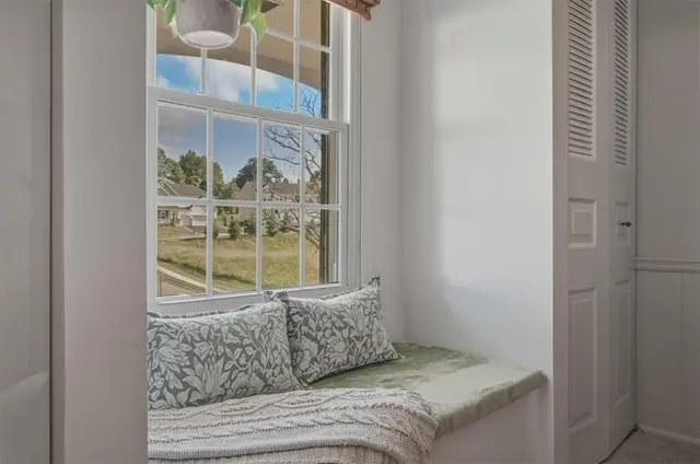 8063 Broadlawn Dr gallery image 5