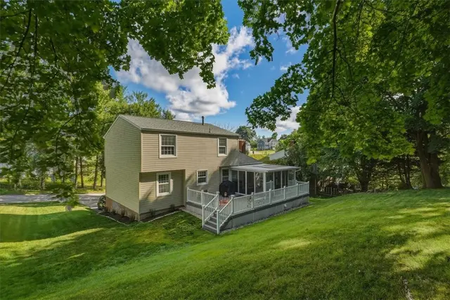8063 Broadlawn Dr gallery image 12
