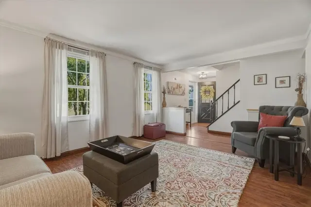 8063 Broadlawn Dr gallery image 21