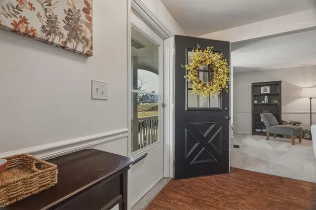 8063 Broadlawn Dr gallery image 24