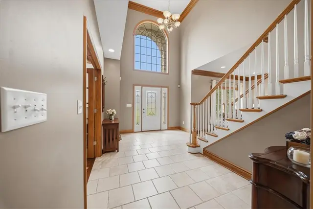 807 Cavan DRIVE gallery image 30