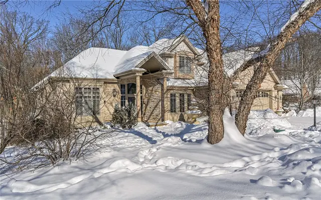 807 Gallant Fox Ln gallery image 4