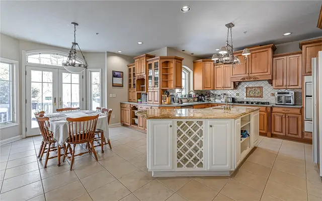 807 Gallant Fox Ln gallery image 6
