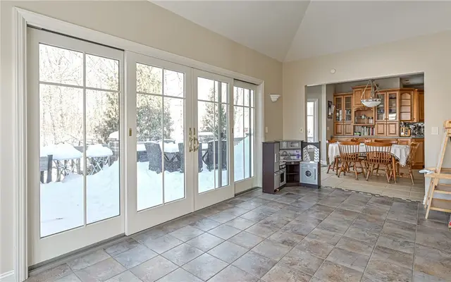 807 Gallant Fox Ln gallery image 16