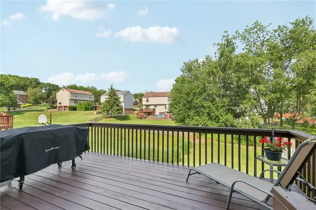 808 Glendale Court gallery image 37