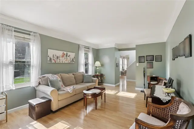 808 Glendale Court gallery image 43