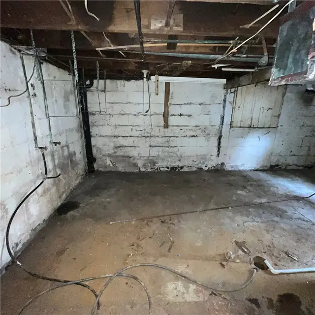 808 Lake St gallery image 22