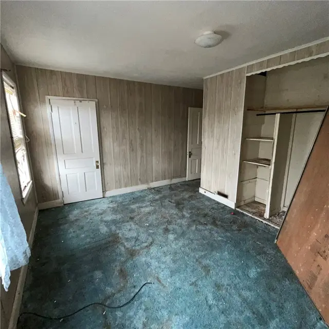 808 Lake St gallery image 36