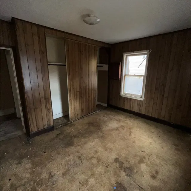 808 Lake St gallery image 42