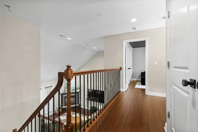 808 Strasburg Dr gallery image 6