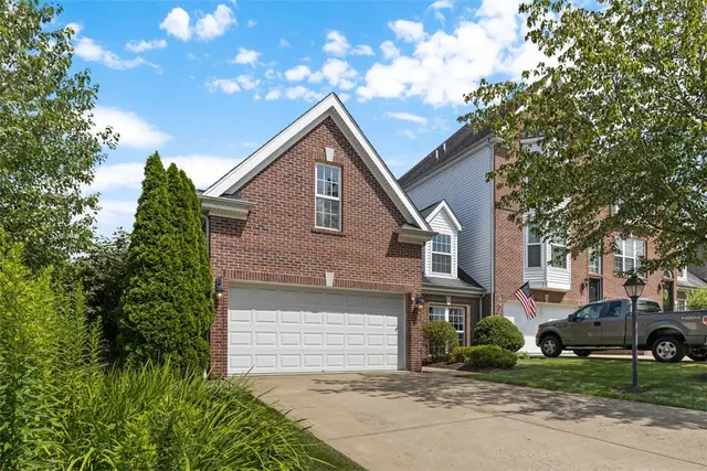 808 Strasburg Dr gallery image 10