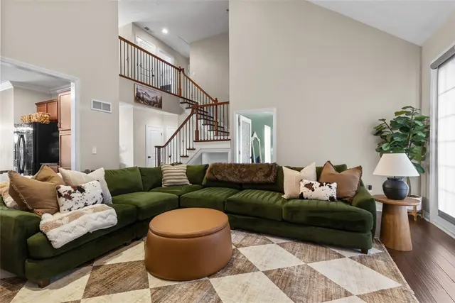 808 Strasburg Dr gallery image 14