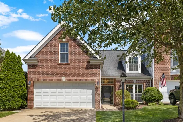 808 Strasburg Dr