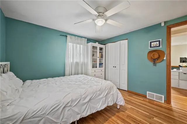 809 Limestone Dr gallery image 3
