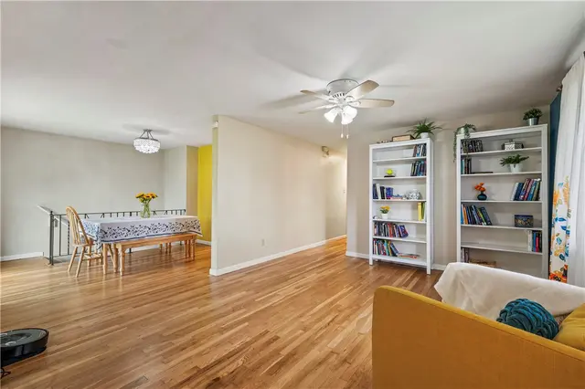 809 Limestone Dr gallery image 11