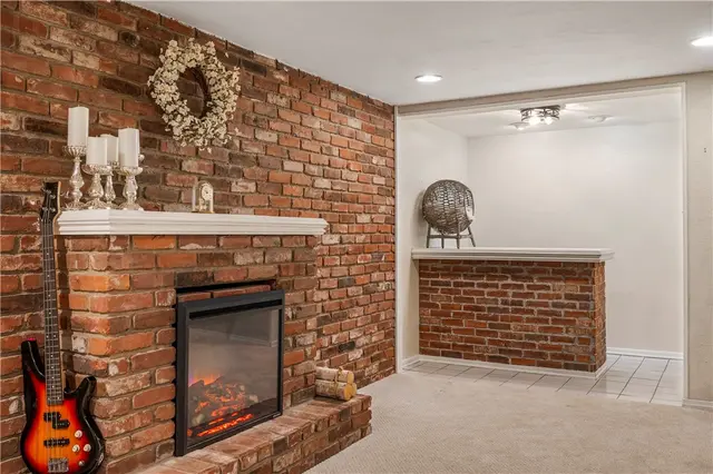 809 Limestone Dr gallery image 23