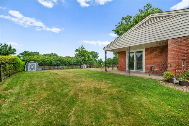 809 Limestone Dr gallery image 24