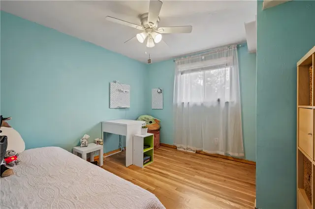 809 Limestone Dr gallery image 26
