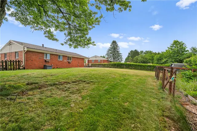 809 Limestone Dr gallery image 28