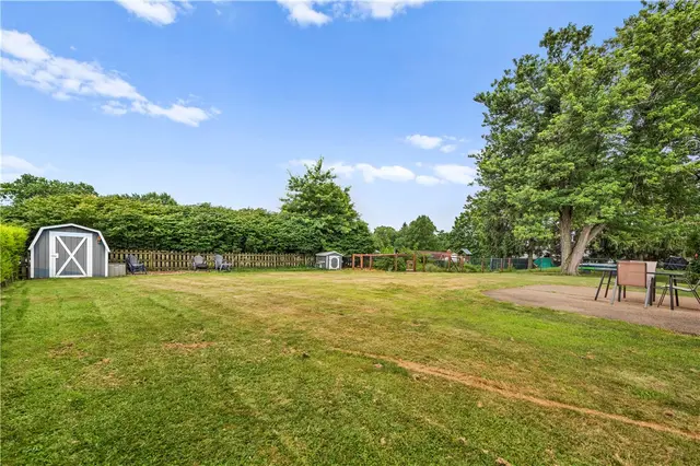809 Limestone Dr gallery image 29