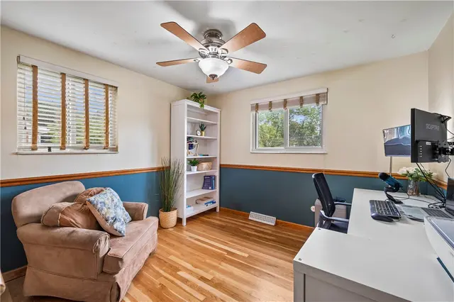 809 Limestone Dr gallery image 32