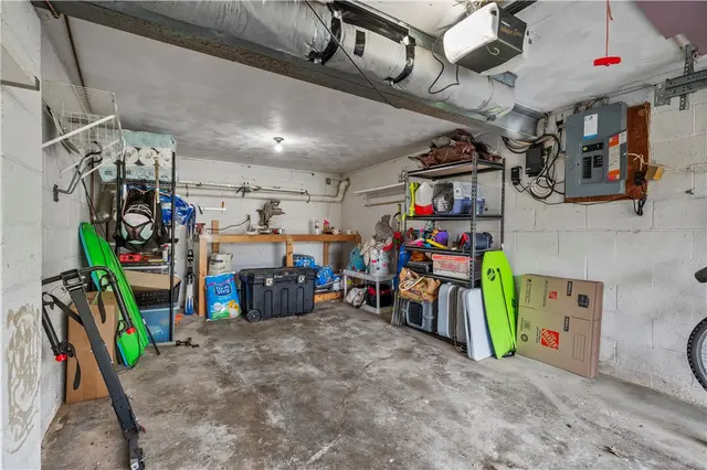 809 Limestone Dr gallery image 33