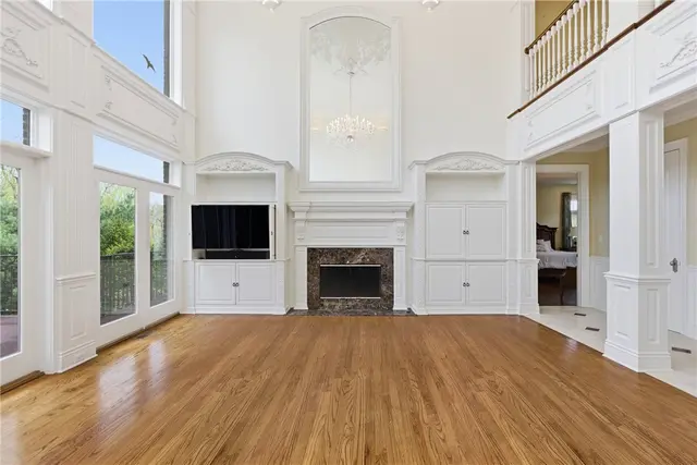810 Chapel Hill Ct gallery image 35