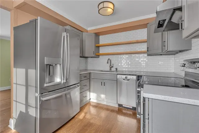 812 Sewickley Heights Drive gallery image 13