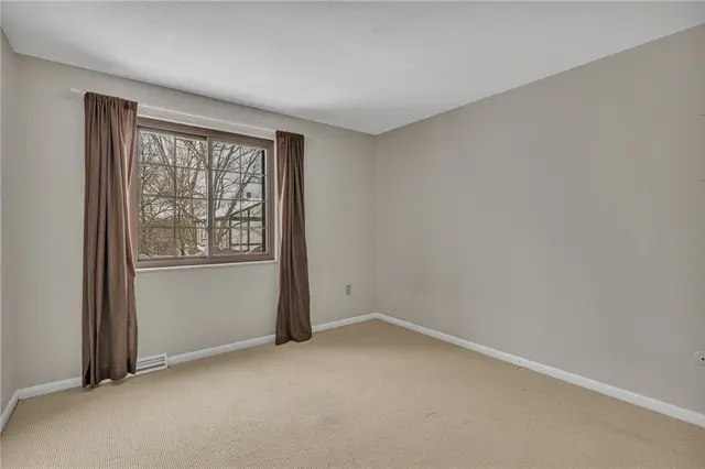 812 Sewickley Heights Drive gallery image 19