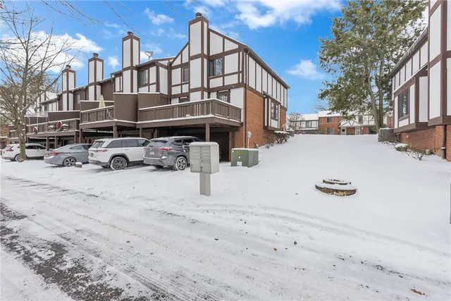812 Sewickley Heights Drive gallery image 22