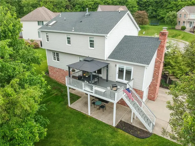 814 Graywyck Dr gallery image 12