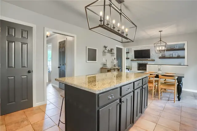 814 Graywyck Dr gallery image 13