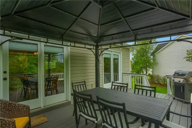 814 Graywyck Dr gallery image 14