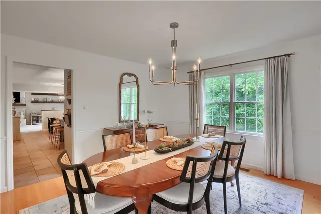 814 Graywyck Dr gallery image 22