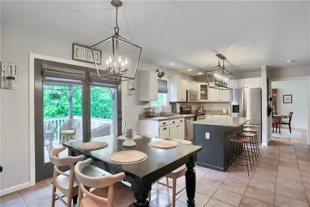 814 Graywyck Dr gallery image 29