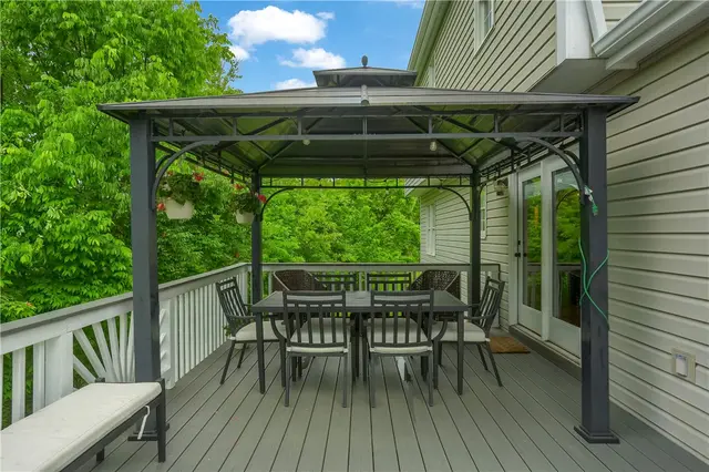 814 Graywyck Dr gallery image 35