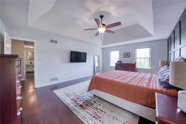 815 Graywyck Dr gallery image 16