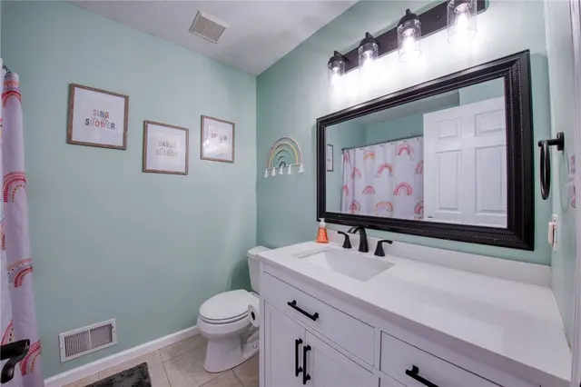 815 Graywyck Dr gallery image 24